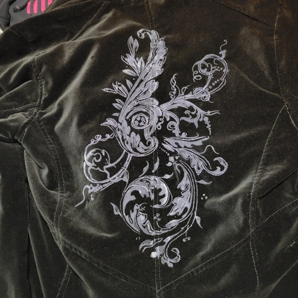 Eivissa Black Velvet Button Up Blazer with Stunning Embroidery! Size Large - Picture 9 of 10